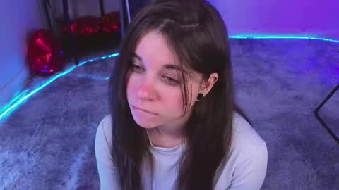 Snapshot of miss_spider chatting on February 2025 09:34:02 AM Spider girl Help me reach 10 likes online show from February 2025 09:34:02 AM