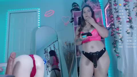 Goddess Laura online show from October 2025 02:39:02 PM