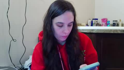 Snapshot of miss_sunshine01 chatting on December 2025 03:51:02 PM Bella online show from December 2025 03:51:02 PM