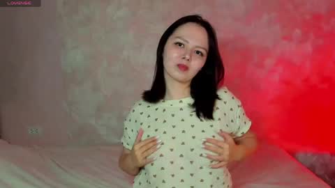 Snapshot of miss_teasee chatting on April 2026 10:09:02 AM JULIE online show from April 2026 10:09:02 AM