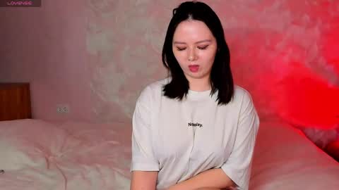 Snapshot of miss_teasee chatting on April 2026 10:05:01 AM JULIE online show from April 2026 10:05:01 AM