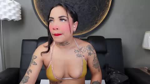 Vaiolette online show from July 2026 11:06:02 AM