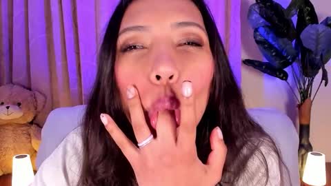 Snapshot of miss_veronica2 chatting on February 2026 01:29:02 PM Miss Veronica online show from February 2026 01:29:02 PM