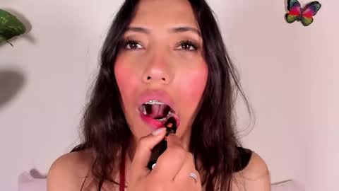 Snapshot of miss_veronica2 chatting on March 2026 01:50:02 PM Miss Veronica online show from March 2026 01:50:02 PM