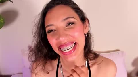 Snapshot of miss_veronica2 chatting on March 2026 02:01:01 PM Miss Veronica online show from March 2026 02:01:01 PM