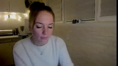 miss_you20 online show from October 2025 09:26:02 PM