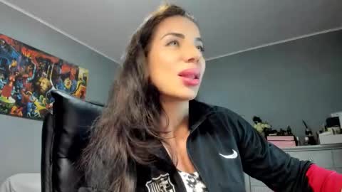 Snapshot of missale chatting on March 2025 08:40:01 PM Alesyamuscledoll online show from March 2025 08:40:01 PM