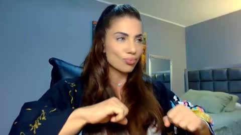Alesyamuscledoll online show from May 2026 06:57:01 PM