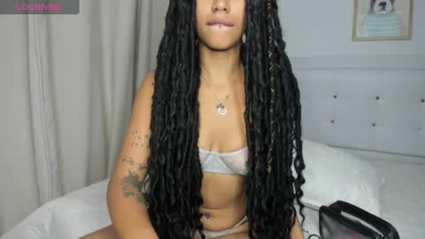 Snapshot of missangeldust chatting on February 2025 12:05:02 PM missangeldust online show from February 2025 12:05:02 PM