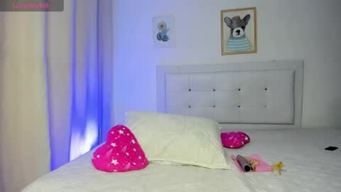 Snapshot of missangeldust chatting on February 2025 08:11:01 PM missangeldust online show from February 2025 08:11:01 PM