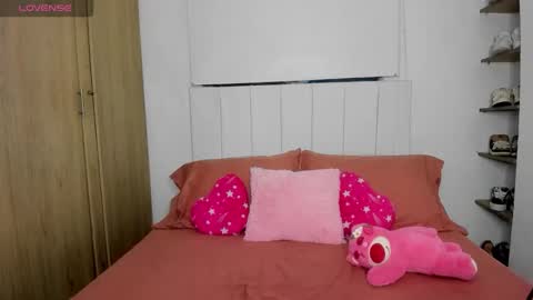 Snapshot of missangeldust chatting on November 2025 10:53:02 PM missangeldust online show from November 2025 10:53:02 PM