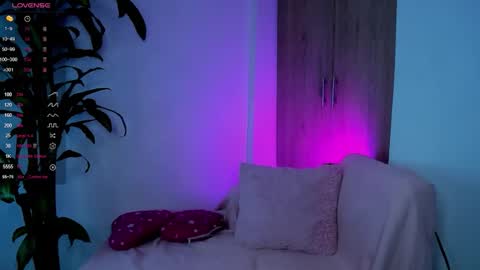 Snapshot of missangeldust chatting on January 2026 01:05:02 PM missangeldust online show from January 2026 01:05:02 PM