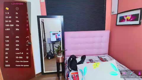 Miss Evelyn  online show from February 2025 12:13:02 PM