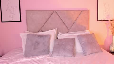 Snapshot of missbombom chatting on September 2025 03:52:02 AM Miss Bombom online show from September 2025 03:52:02 AM