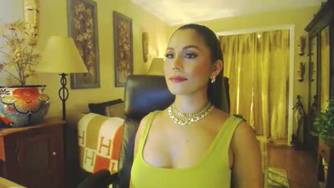 Snapshot of missbrownx chatting on December 2024 05:20:02 AM Brownie -P online show from December 2024 05:20:02 AM