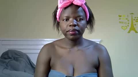 Snapshot of misscandy352_ chatting on March 2026 10:30:02 AM misscandy352_ online show from March 2026 10:30:02 AM