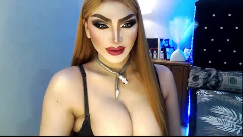 Snapshot of misschannel4sub chatting on January 2025 09:44:02 PM PRIESTESS CHANNEL online show from January 2025 09:44:02 PM