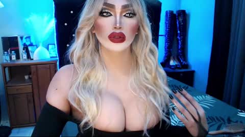 Snapshot of misschannel4sub chatting on February 2025 08:58:01 PM PRIESTESS CHANNEL online show from February 2025 08:58:01 PM