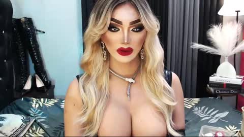 Snapshot of misschannel4sub chatting on February 2025 10:14:02 PM PRIESTESS CHANNEL online show from February 2025 10:14:02 PM