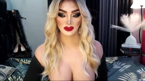 Snapshot of misschannel4sub chatting on February 2025 07:12:02 AM PRIESTESS CHANNEL online show from February 2025 07:12:02 AM