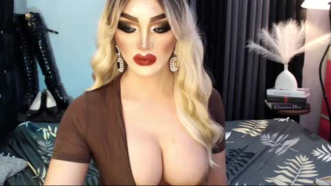 Snapshot of misschannel4sub chatting on March 2025 12:22:01 PM PRIESTESS CHANNEL online show from March 2025 12:22:01 PM