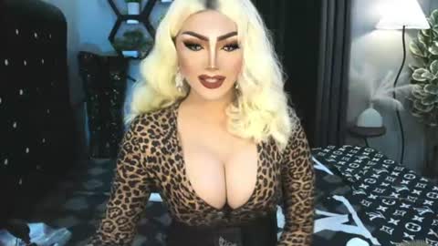 PRIESTESS CHANNEL online show from June 2026 01:23:01 PM