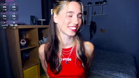 Snapshot of misschaotic_ chatting on September 2025 07:31:01 AM Shelley online show from September 2025 07:31:01 AM