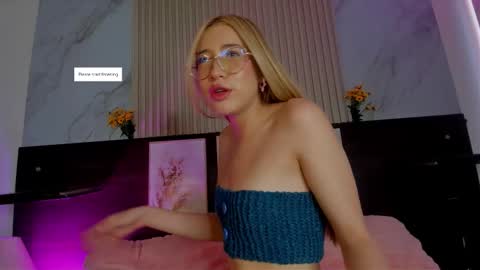 Snapshot of misscheelsee_as chatting on September 2025 09:03:02 PM misscheelsee_as online show from September 2025 09:03:02 PM