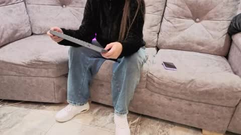 misscheelsee_as online show from April 2026 01:41:02 PM