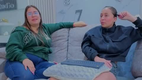 misscheelsee_as online show from May 2026 01:38:02 PM