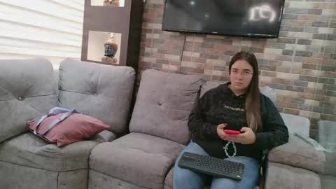 misscheelsee_as online show from May 2026 01:30:02 PM