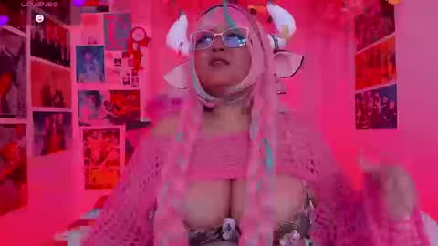 Vane online show from October 2025 01:11:01 AM