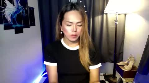 Snapshot of missdaffodilx_ chatting on June 2026 08:31:02 AM Daffodil Anderson online show from June 2026 08:31:02 AM