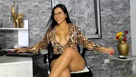 missdeborah20 online show from March 2025 01:48:01 AM