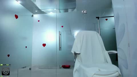 Snapshot of missdominna chatting on February 2026 04:13:02 AM Miss Domina online show from February 2026 04:13:02 AM