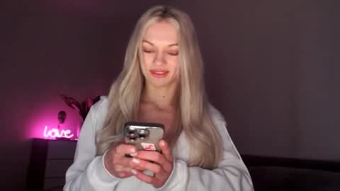 EMMA online show from February 2026 08:13:02 PM