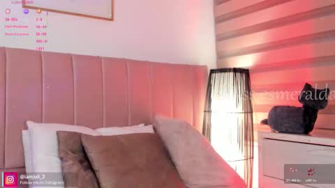 Snapshot of missesmeralda chatting on February 2026 10:25:02 PM Julieta Arboleda but i like call me esme online show from February 2026 10:25:02 PM