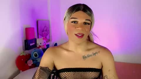 Snapshot of missfer_bigdick chatting on May 2026 11:23:04 PM Fer online show from May 2026 11:23:04 PM