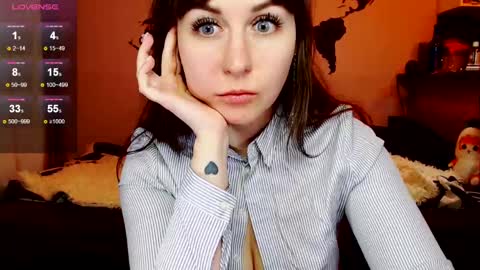 Snapshot of missgenevaonceagain chatting on March 2025 10:17:02 PM G online show from March 2025 10:17:02 PM