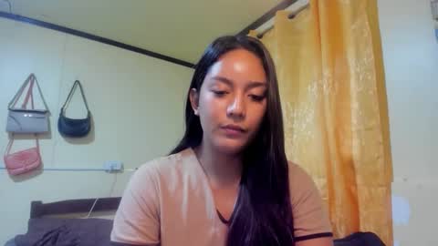 Snapshot of missindependent999 chatting on April 2026 06:33:01 AM jj online show from April 2026 06:33:01 AM