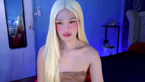 im your queen steffie online show from April 2026 12:55:01 AM