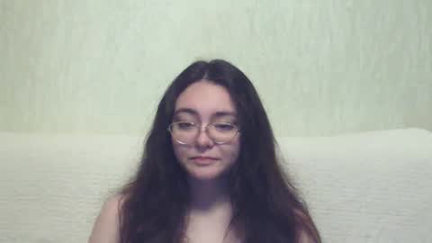 Snapshot of missis_mona chatting on January 2025 05:13:02 PM missis mona online show from January 2025 05:13:02 PM