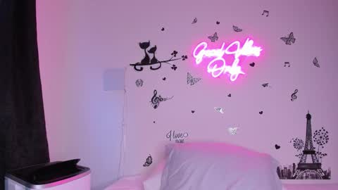 MissKarinaHilton online show from September 2025 03:17:02 PM