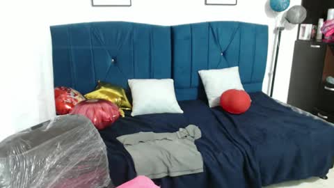 Snapshot of misskarol18 chatting on February 2025 07:31:02 PM misskarol18 online show from February 2025 07:31:02 PM