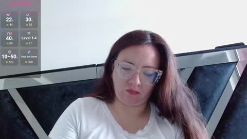Snapshot of misslady__eva chatting on December 2024 12:17:02 PM eva online show from December 2024 12:17:02 PM