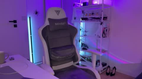 Snapshot of misslalii chatting on October 2025 05:13:02 PM misslalii online show from October 2025 05:13:02 PM