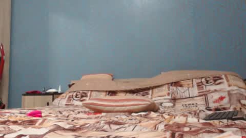 Snapshot of misslizzieblue chatting on October 2025 05:37:02 AM MissLizzieblue online show from October 2025 05:37:02 AM