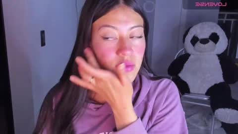 missloren333 online show from October 2025 07:38:02 AM