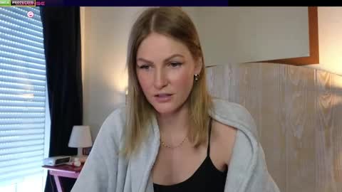 Misslucci online show from February 2025 09:47:02 AM