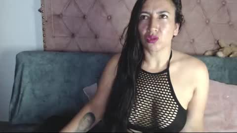 luccy online show from February 2026 09:02:01 PM